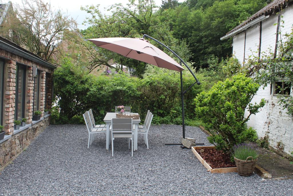 Le Neblon Insolite Ouffet Exterior photo